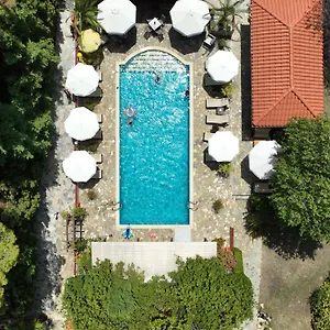 Aparthotel Agrili &, Elia Nikitis